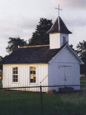 NewChurchGallery/38SmallestChurchInWorld.jpg